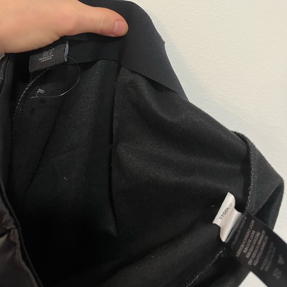 maison cinqcent faux leather shorts - Picture 6 of 6